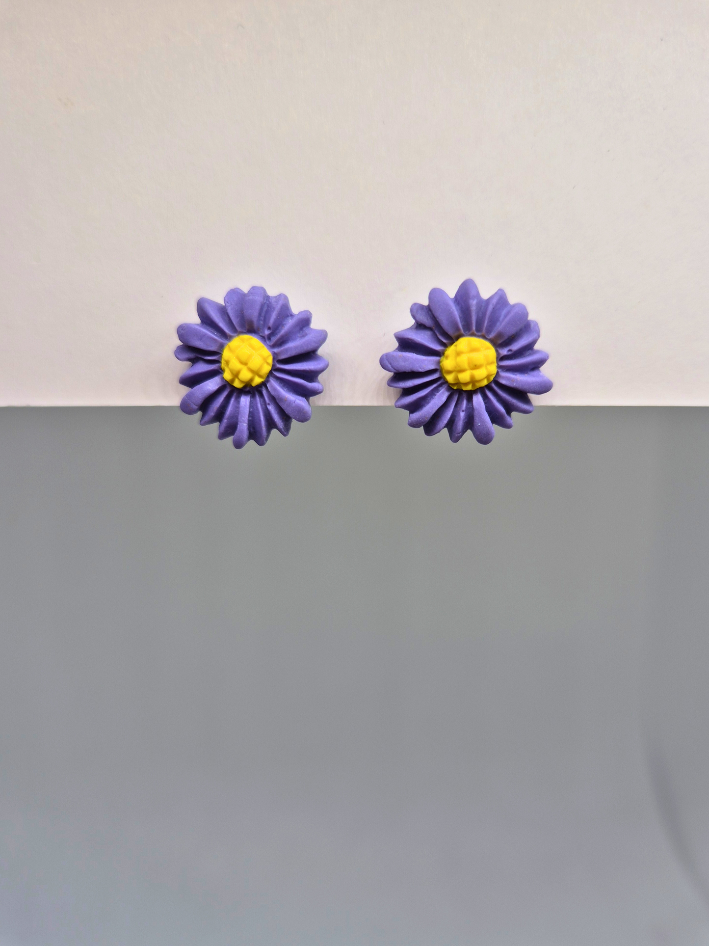 MIDI BLOSSOM violetiniai auskarai