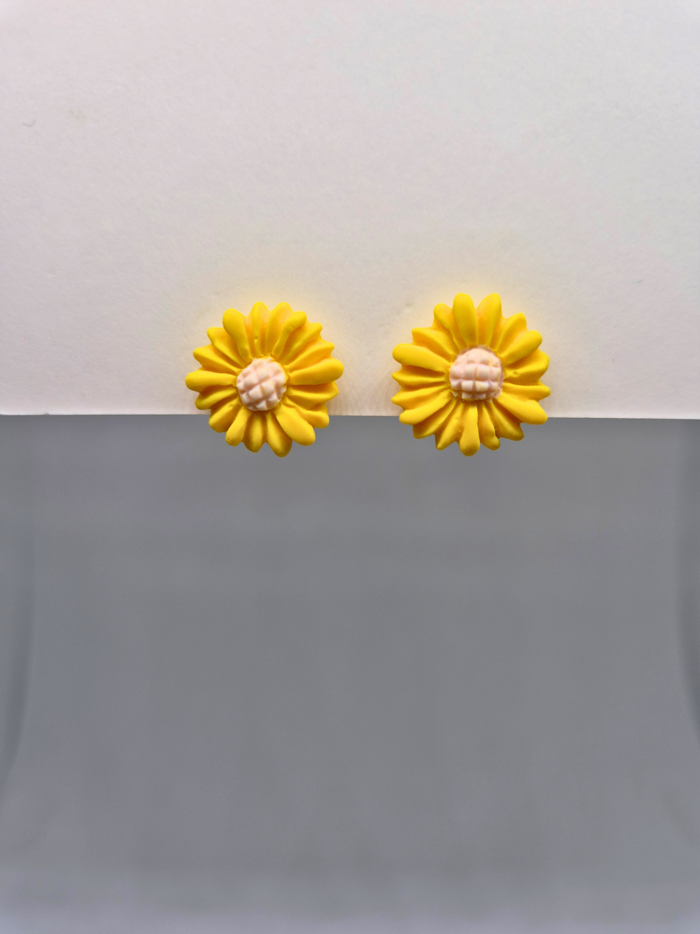 MIDI BLOSSOM geltoni auskarai