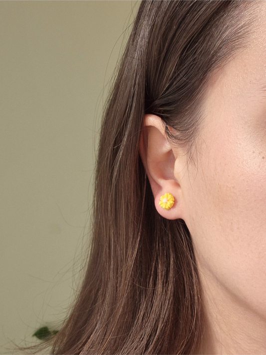 MICRO BLOSSOM geltoni auskarai