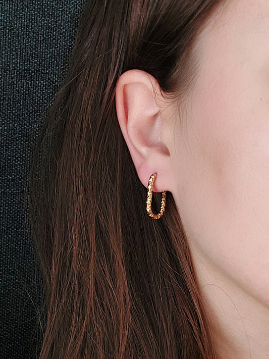 ELARA geometriniai minimalistiniai auskarai