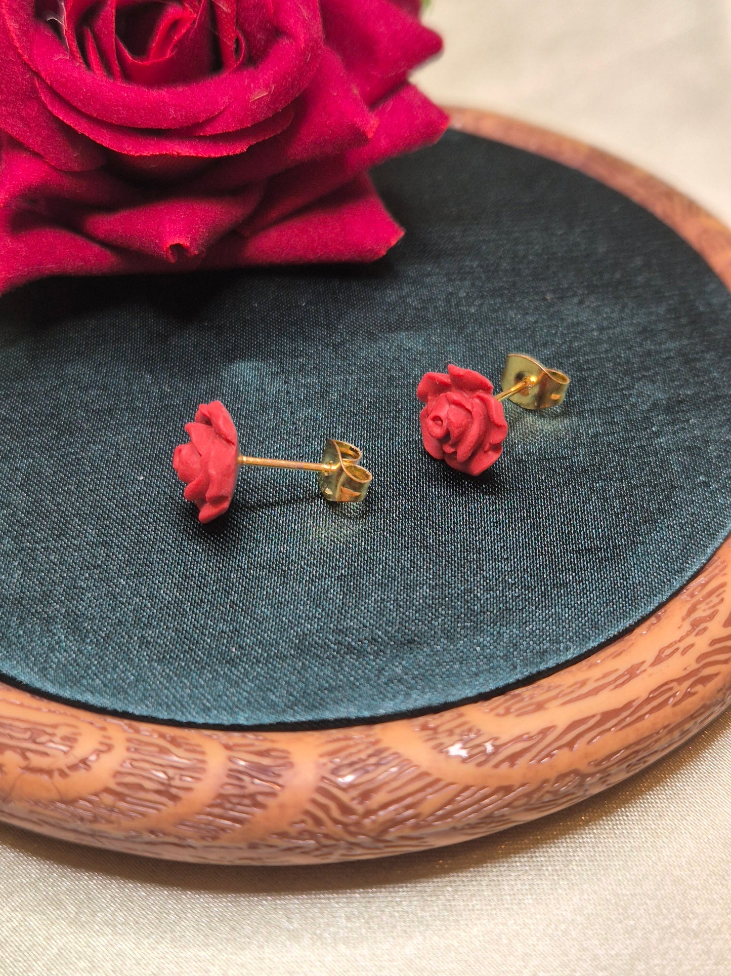 MICRO ROSE vyšniniai auskarai