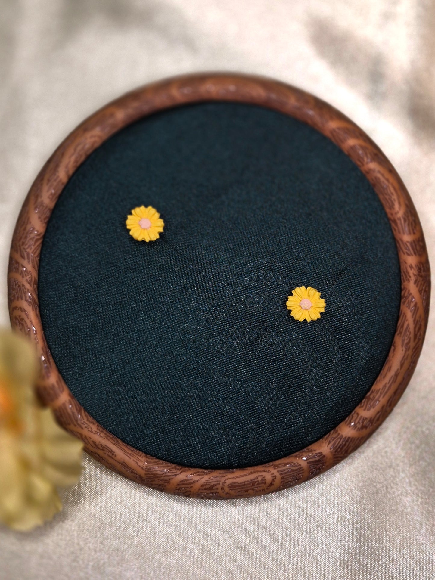 MICRO BLOSSOM geltoni auskarai