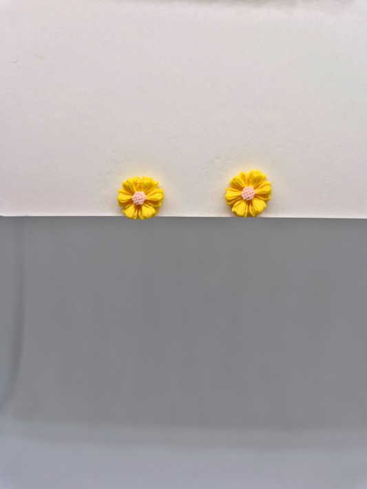 MICRO BLOSSOM geltoni auskarai